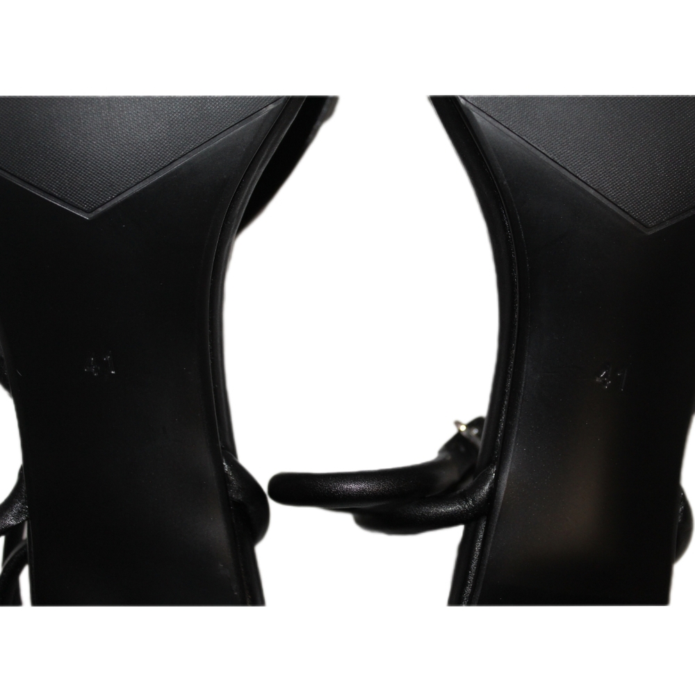 Elegant Black Strappy Heeled Sandals - Picture 14 of 16